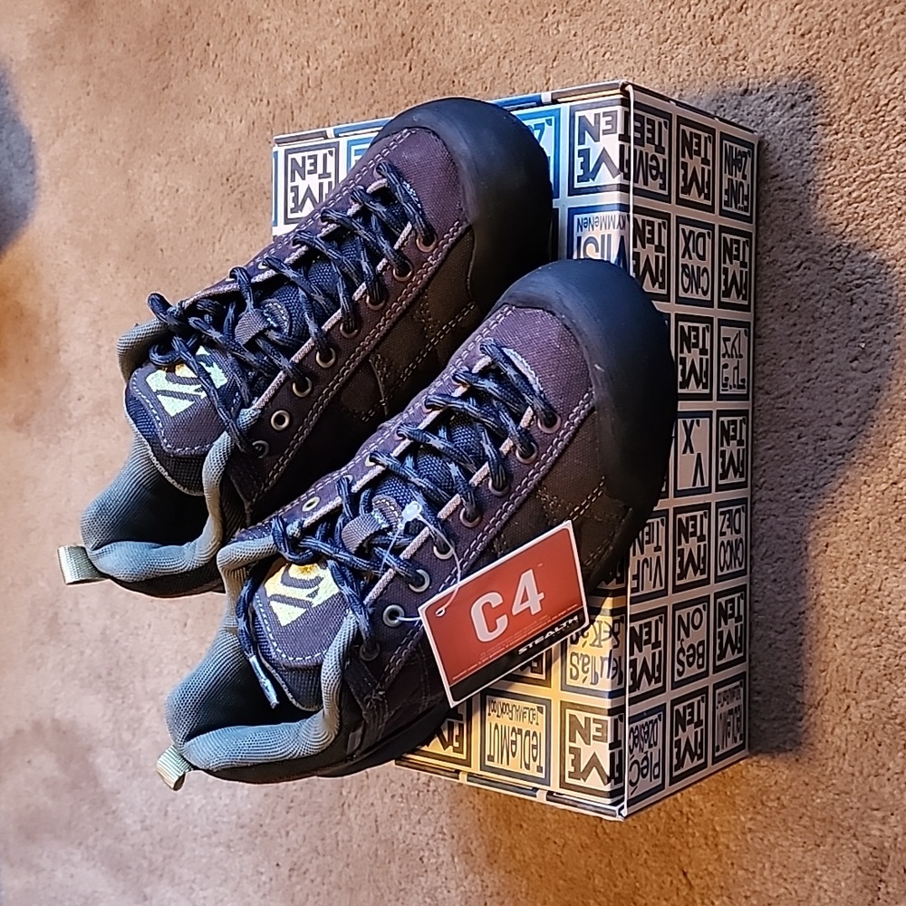 Five Ten Guide Tennie Canvas Brown Approach Hiking Shoes - Size 7 - Brand New